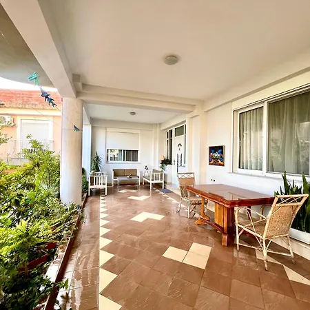 Hotel Gjoni