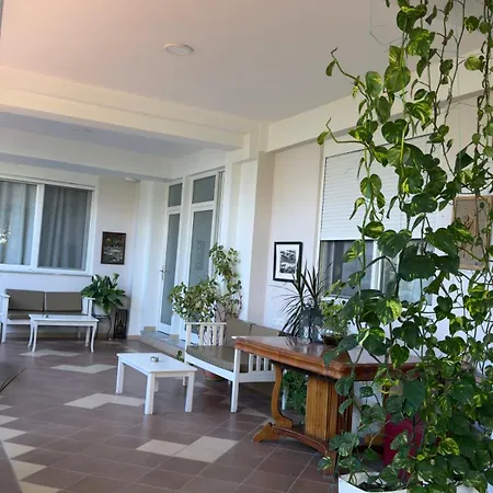 Gjoni 3* Sarandë