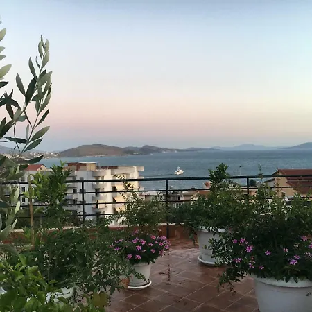 Gjoni 3* ساراندا